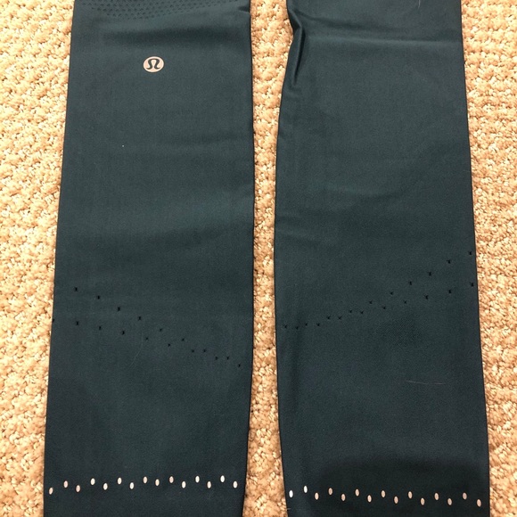 Lululemon Zoned In 27” green jasper - Picture 8 of 9